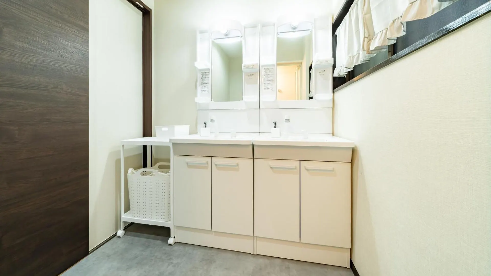 72, Nakanobu A, Entire House For Rent Tokyo