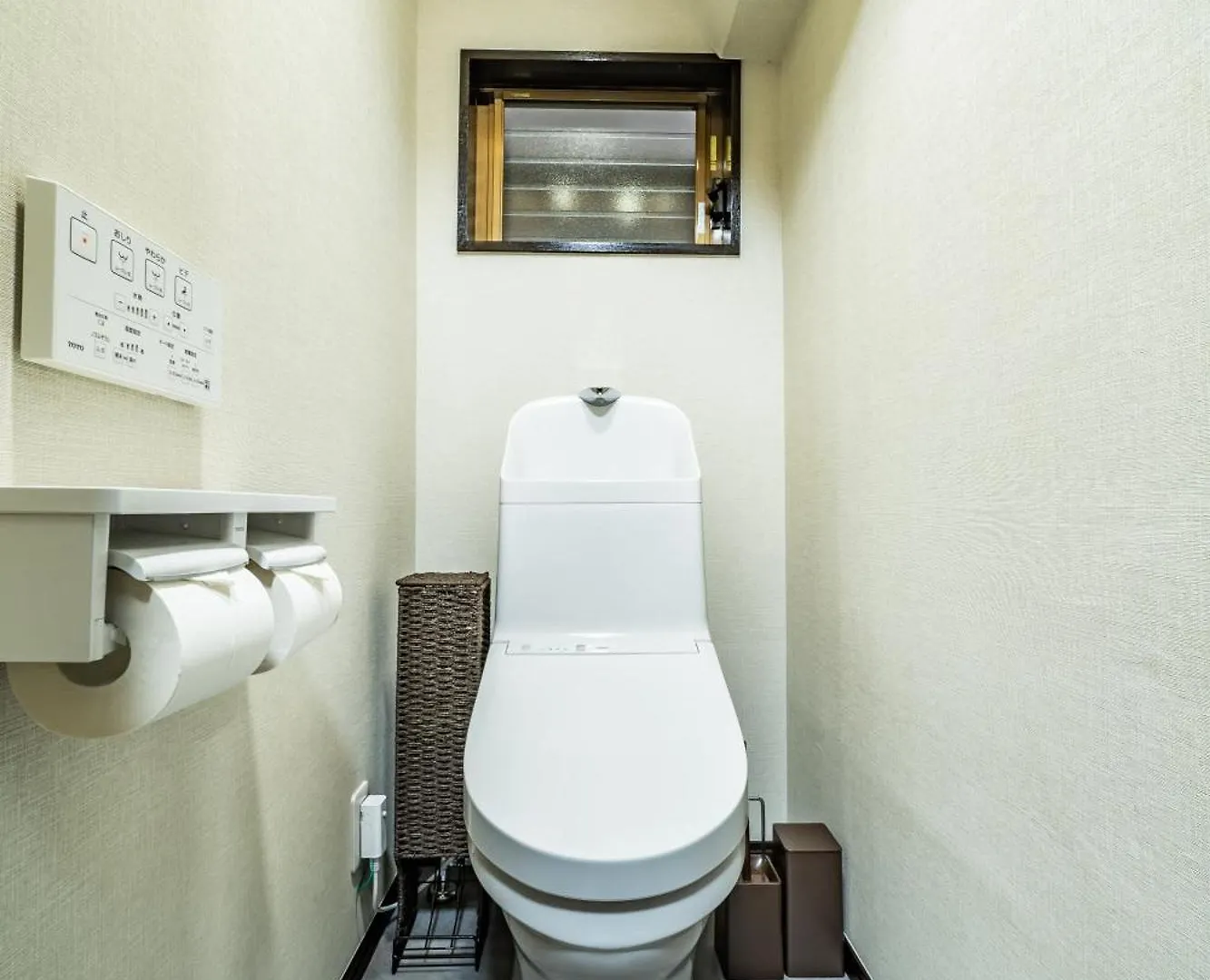 72, Nakanobu A, Entire House For Rent Tokyo 0*,
